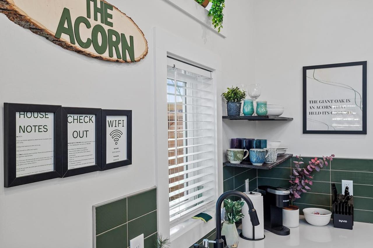 הוילה ראלי The Acorn - Tiny House In Historic Oakwood מראה חיצוני תמונה